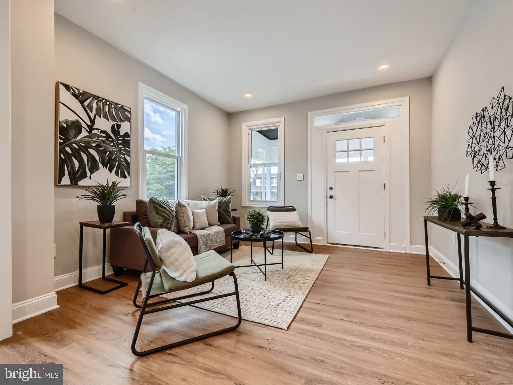 5607 Tramore Road Baltimore, MD 21214 - Photo 4 of 26