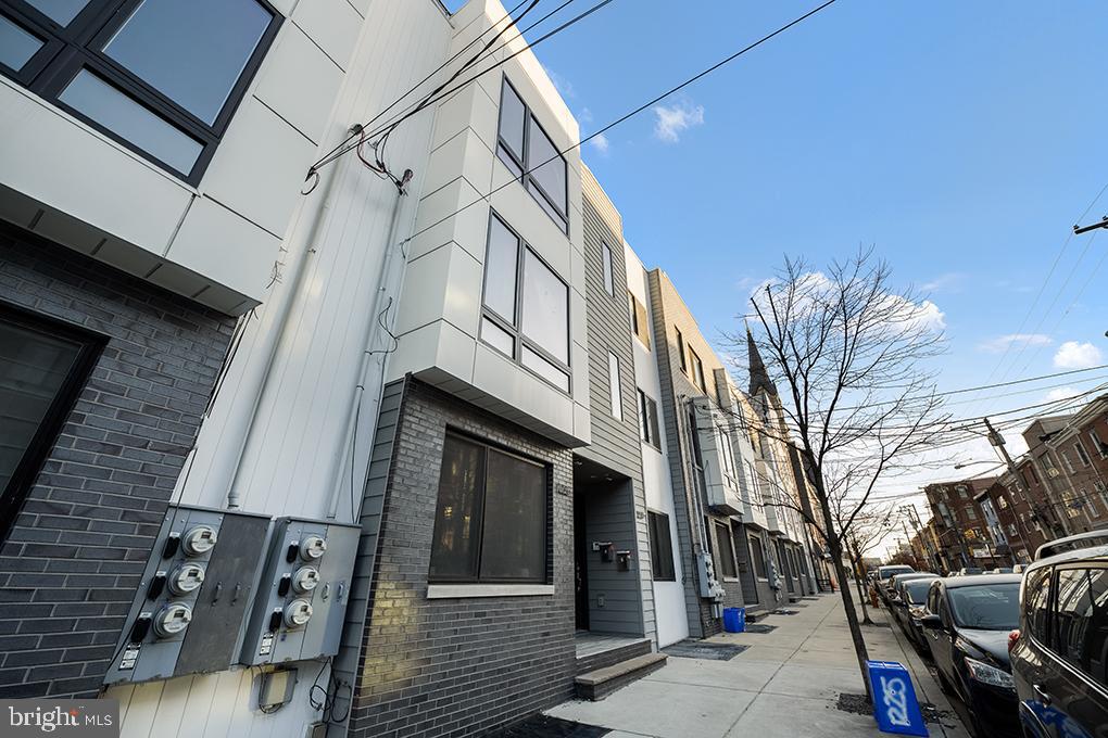 1225 North 5th Street Philadelphia, PA 19122 - Photo 2 of 48