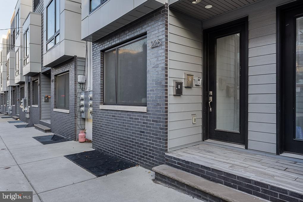 1225 North 5th Street Philadelphia, PA 19122 - Photo 5 of 48