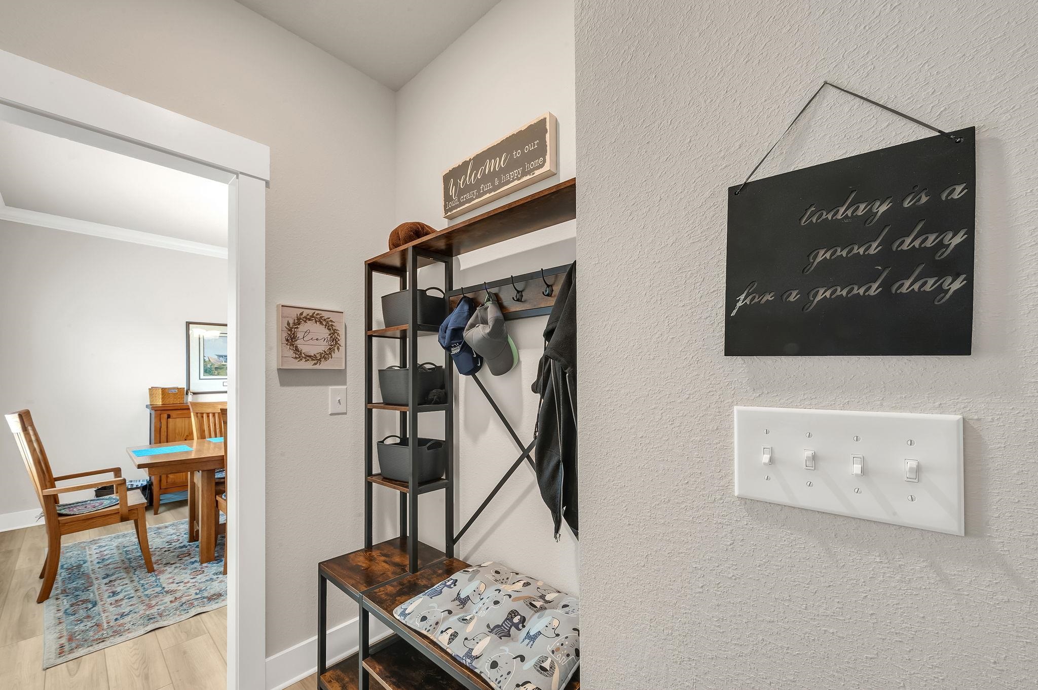9816 Lakeview Drive Foley, AL 36535 - Photo 45 of 59 Mud Room