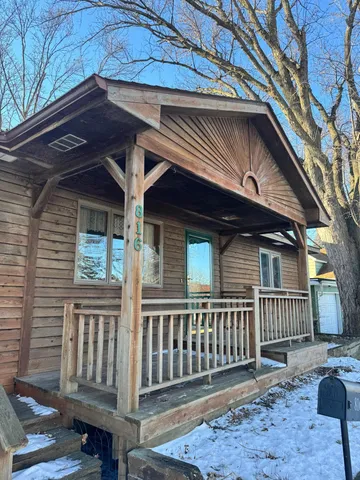 $150,000 | 816 East 5th Street, Blue Earth, MN 56013