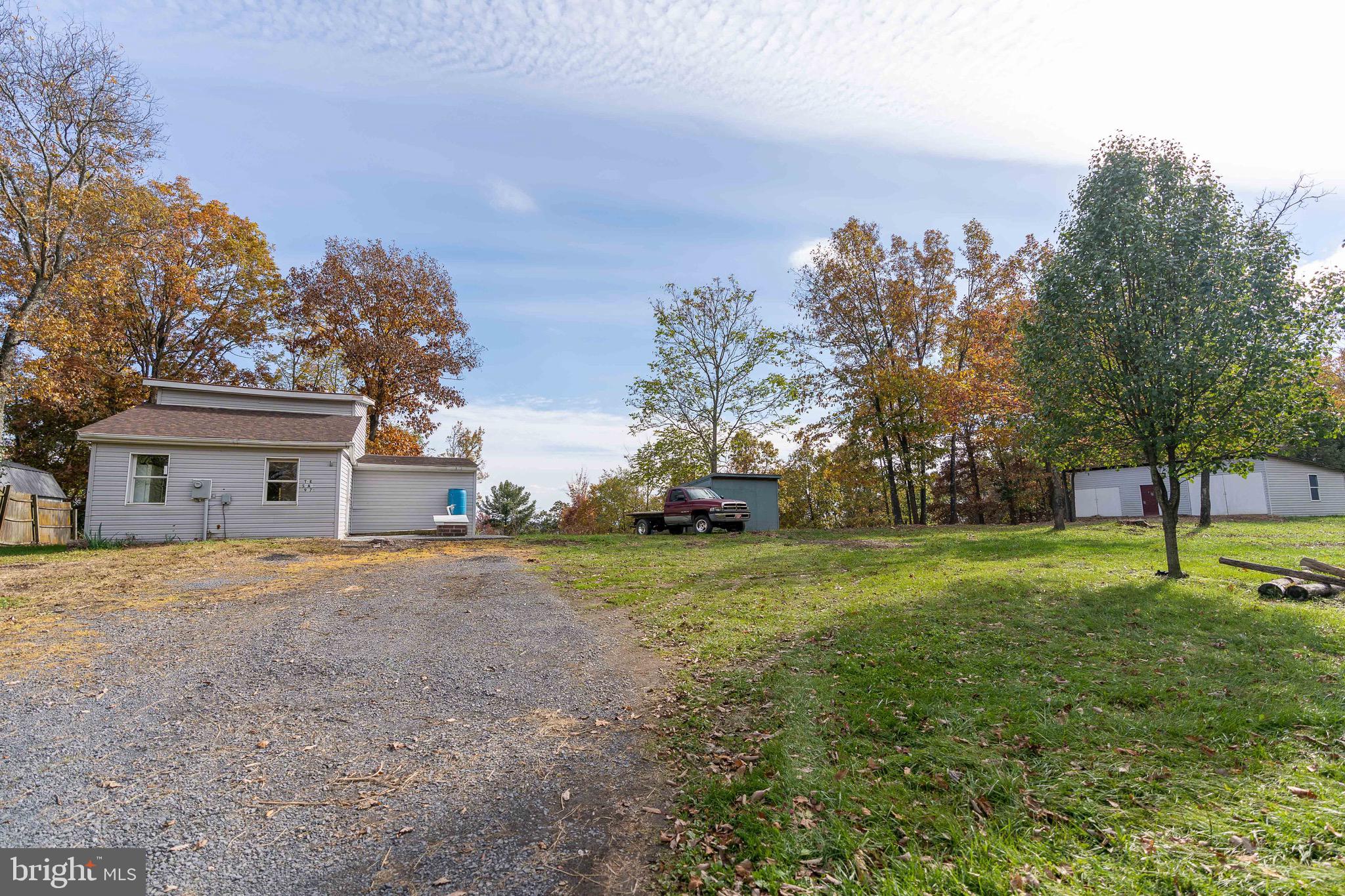 9472 Supinlick Ridge Road Mount Jackson, VA 22842 - Photo 3 of 27