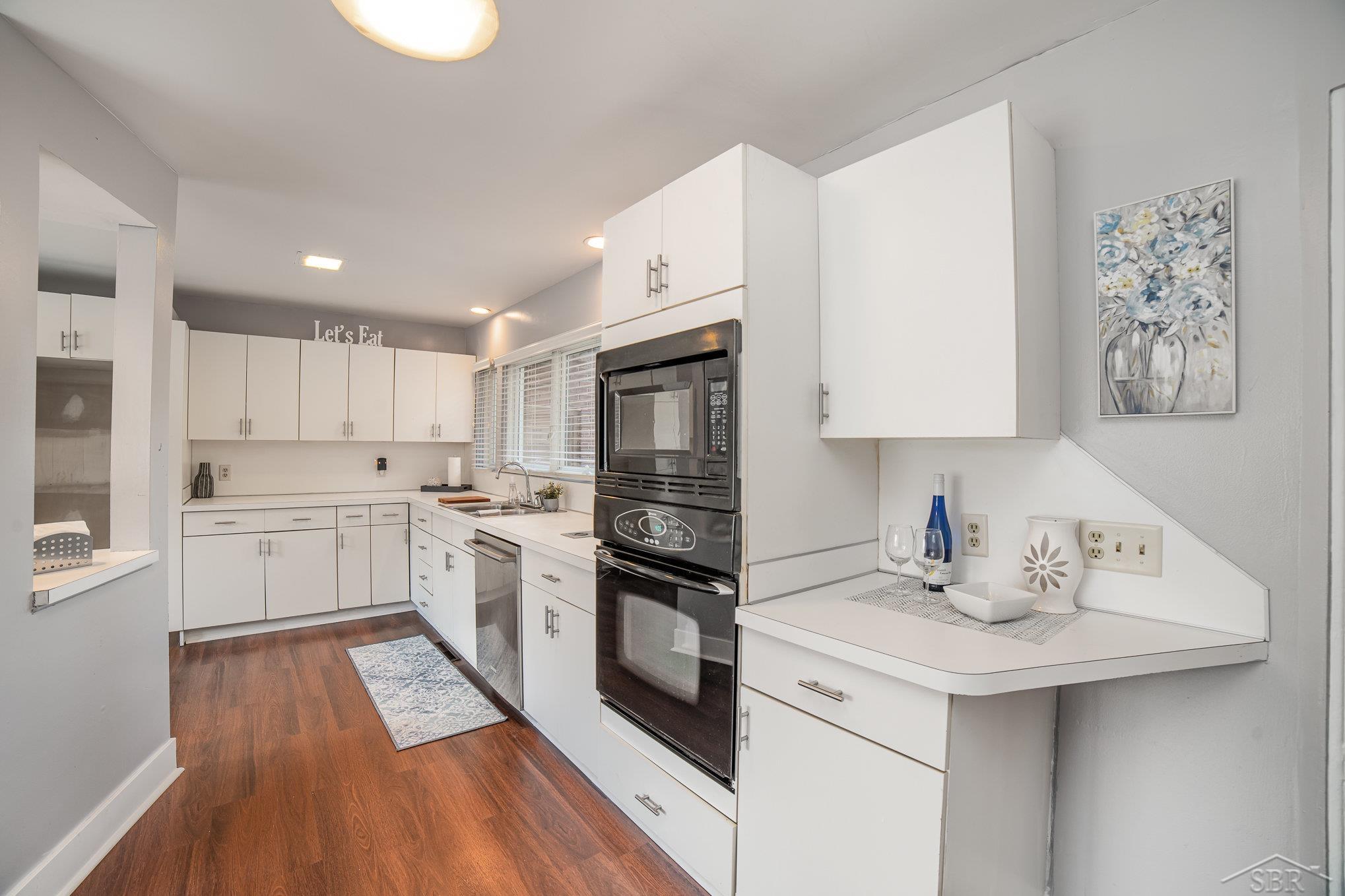63 Benton Road Saginaw, MI 48602 - Photo 7 of 39 50126640-6.JPG