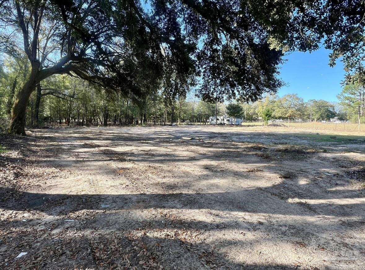 8281 Welcome Road Milton, FL 32583 - Photo 2 of 12 Gallery Image 2