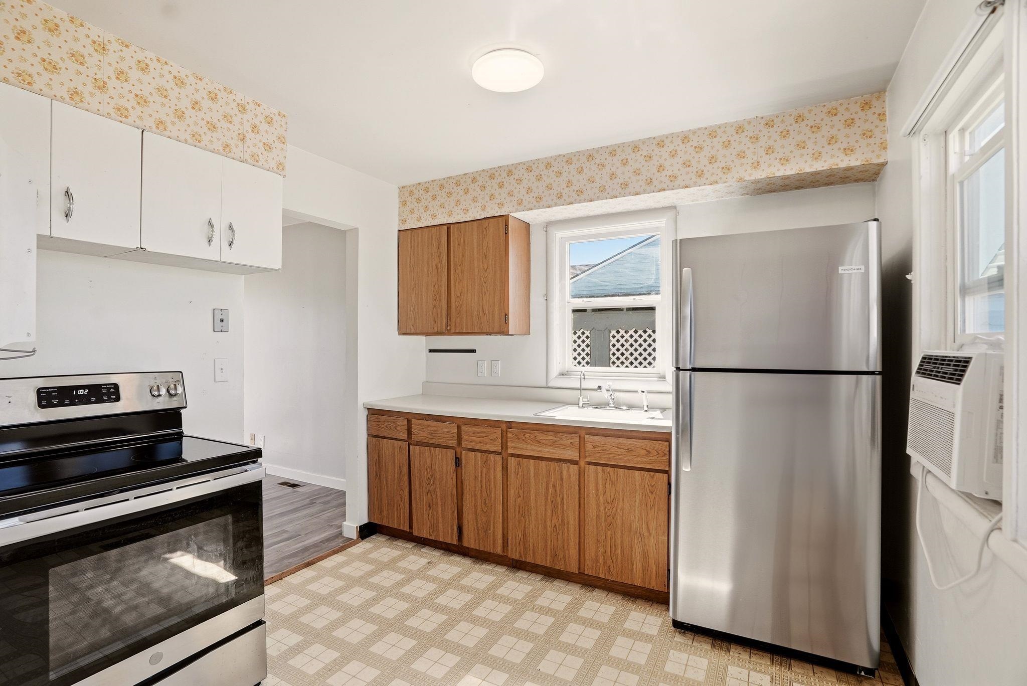 5723 North Cannon Street Spokane, WA 99205 - Photo 7 of 19