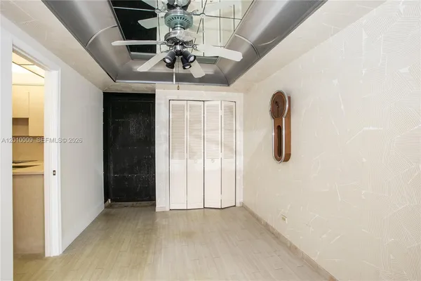 $3,300 | 1800 Northeast 114th Street, Unit 1502, Miami, FL 33181