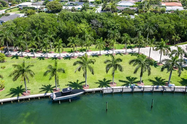 $3,300 | 1800 Northeast 114th Street, Unit 1502, Miami, FL 33181
