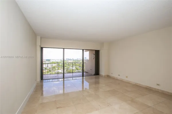 $3,300 | 1800 Northeast 114th Street, Unit 1502, Miami, FL 33181