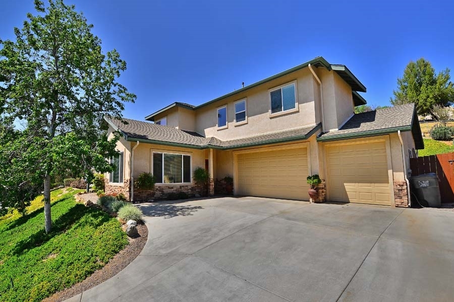 24530 Pappas Road Ramona, CA 92065 - Photo 1 of 16 Gallery Image 1