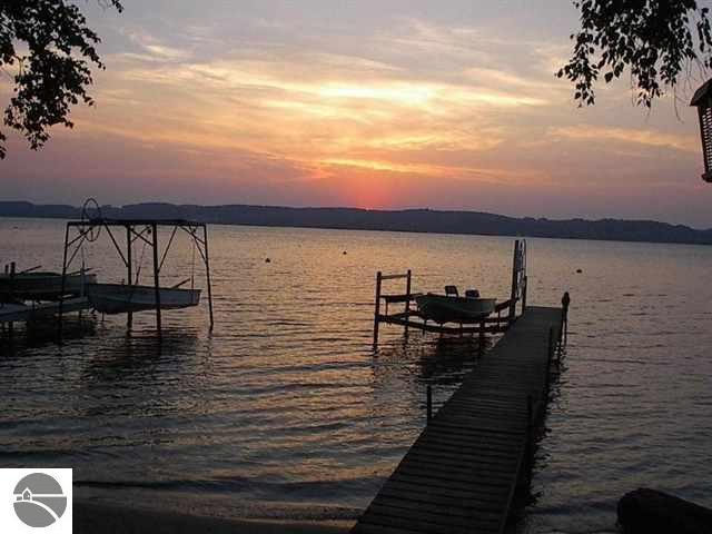 6919 East Birch Point Road Traverse City, MI 49684 - Photo 6 of 21 1717527-5.JPG