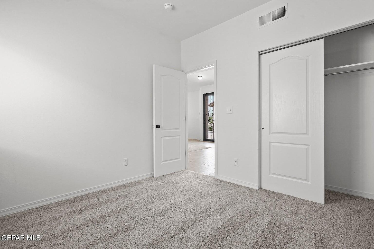 257 Farnborough Street El Paso, TX 79928 - Photo 18 of 34 a view of an empty room