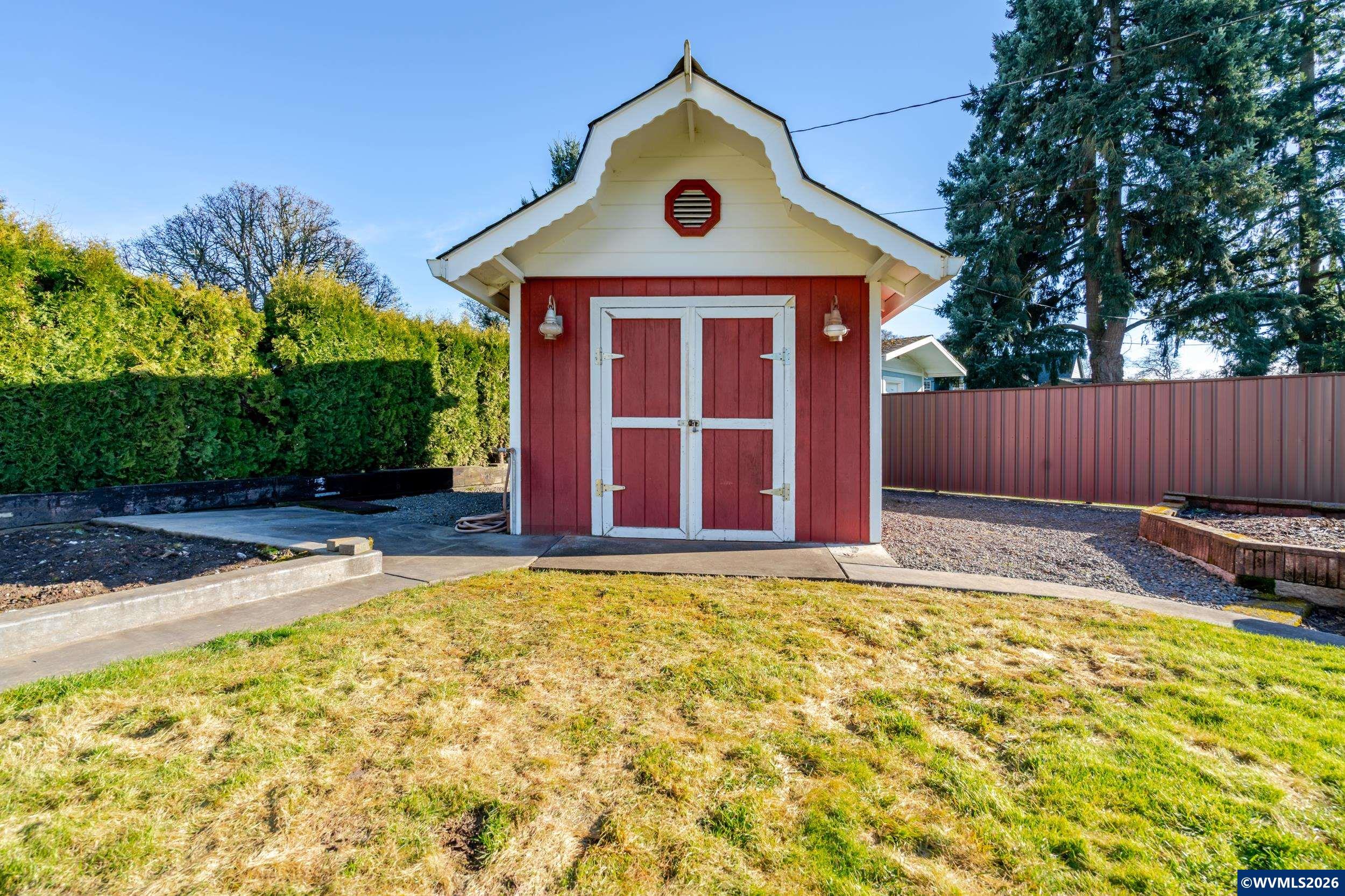 1257 Northeast Lafayette Street Albany, OR 97321 - Photo 37 of 46