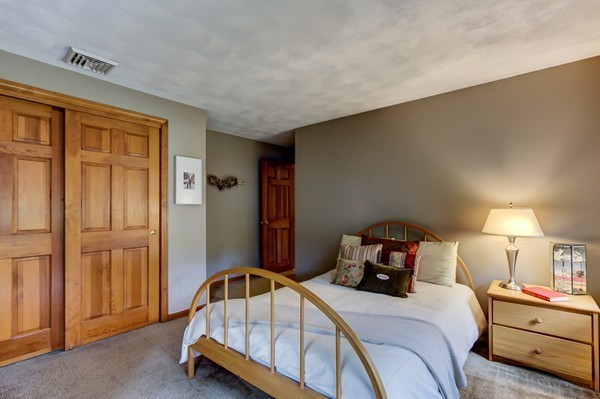 12 Pheasant Hill Road Hopkinton, MA 01748 - Photo 20 of 28 Gallery Image 20