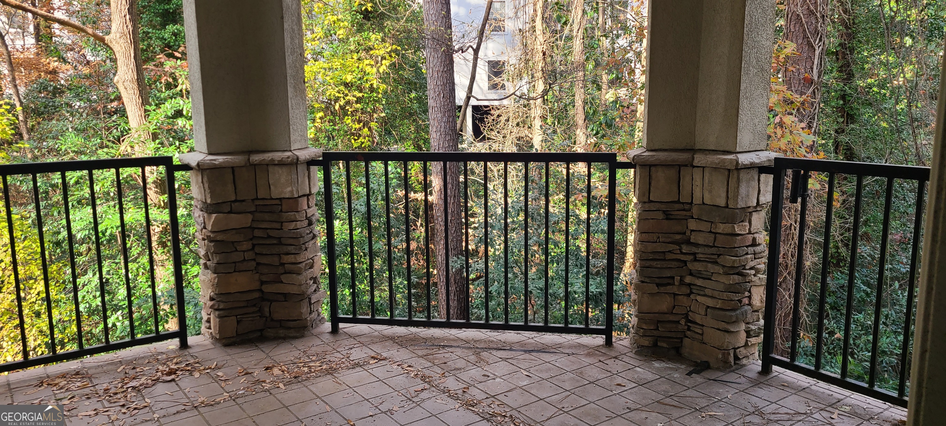 3047 Lenox Road Northeast, Unit 2107 Atlanta, GA 30324 - Photo 10 of 27 a view of a black gate