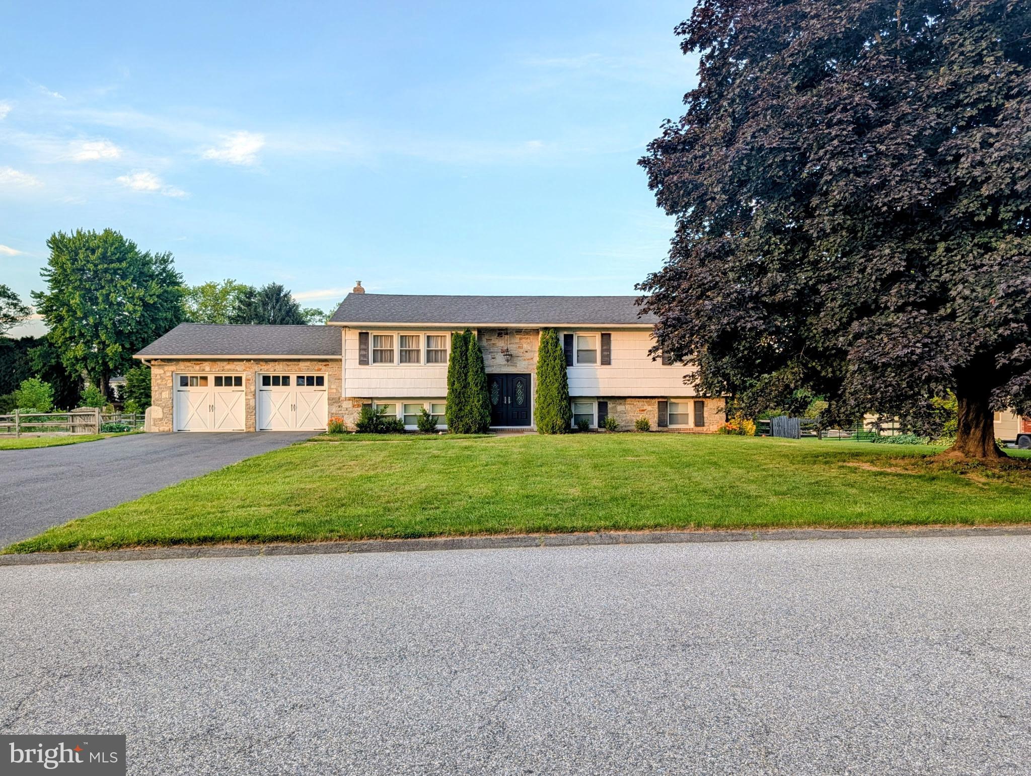 3223 Suffolk Lane Fallston, MD 21047 - Photo 2 of 6 Stone Front
