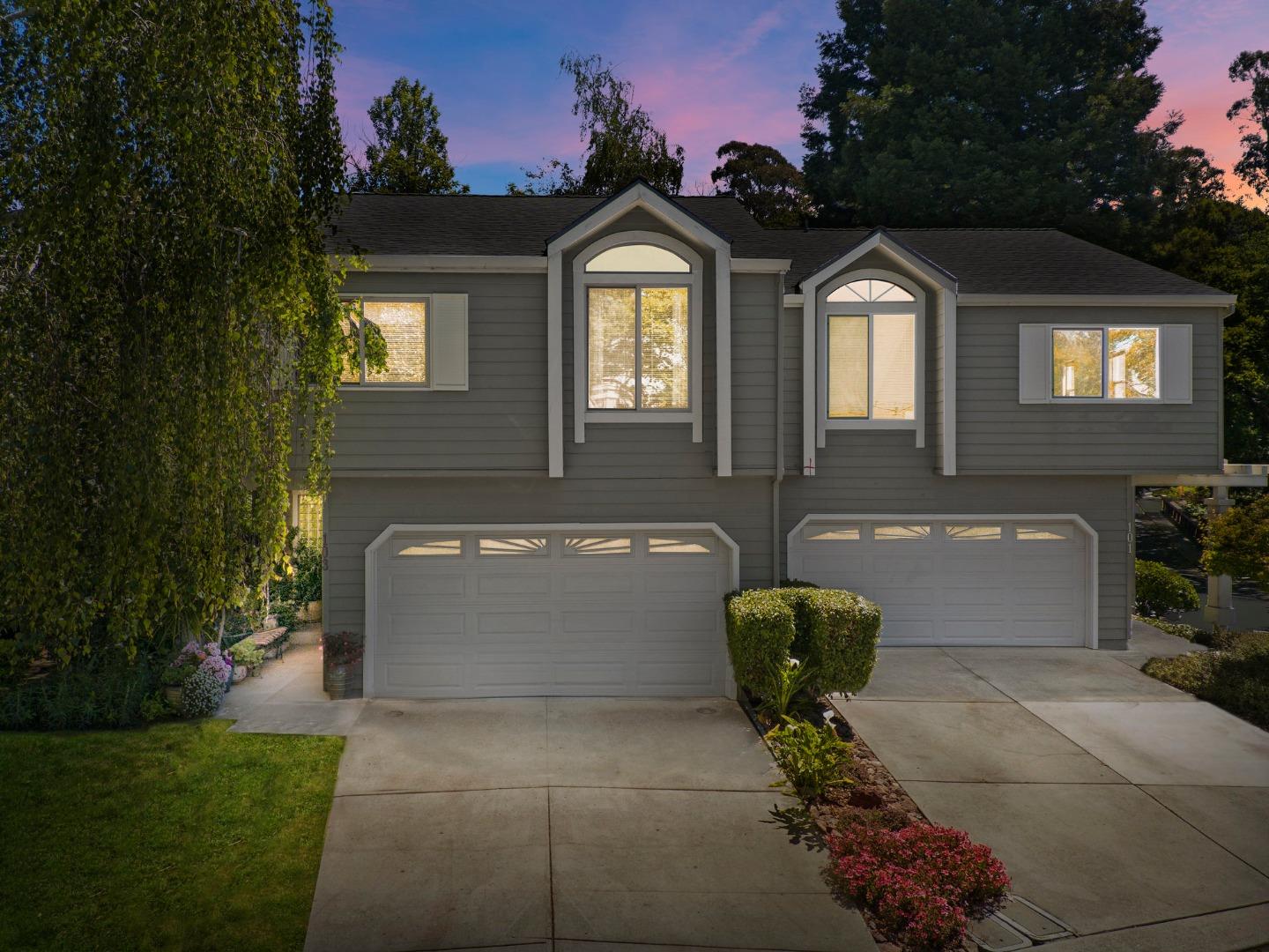 103 Stoney Creek Road Santa Cruz, CA 95060 - Photo 6 of 44 a front view of a house with a yard