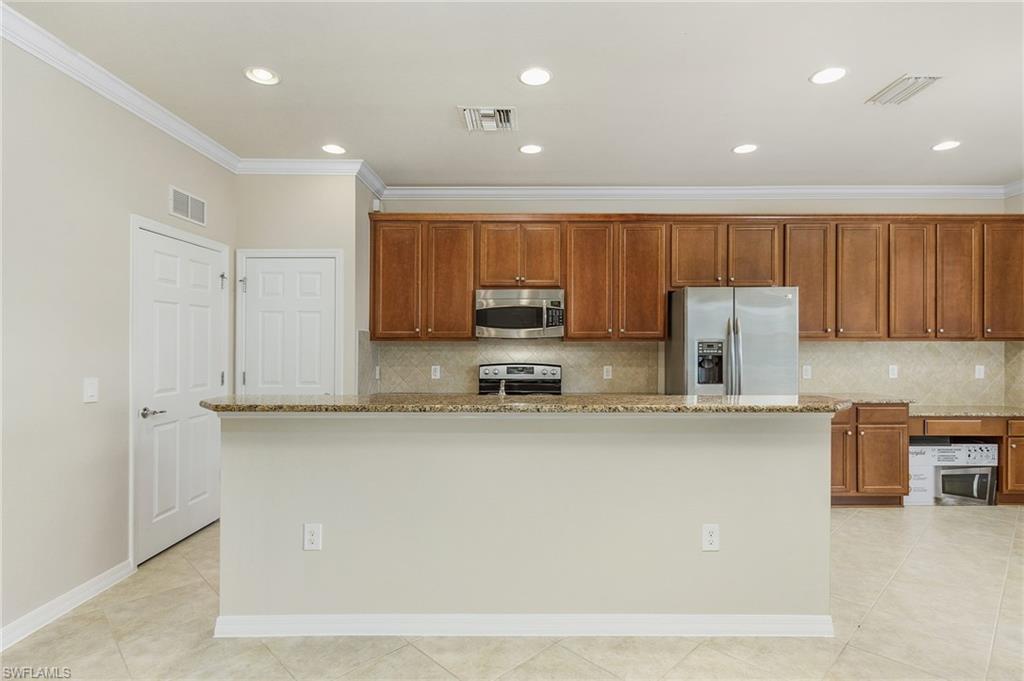 8879 Ravello Court Naples, FL 34114 - Photo 10 of 29 Gallery Image 10
