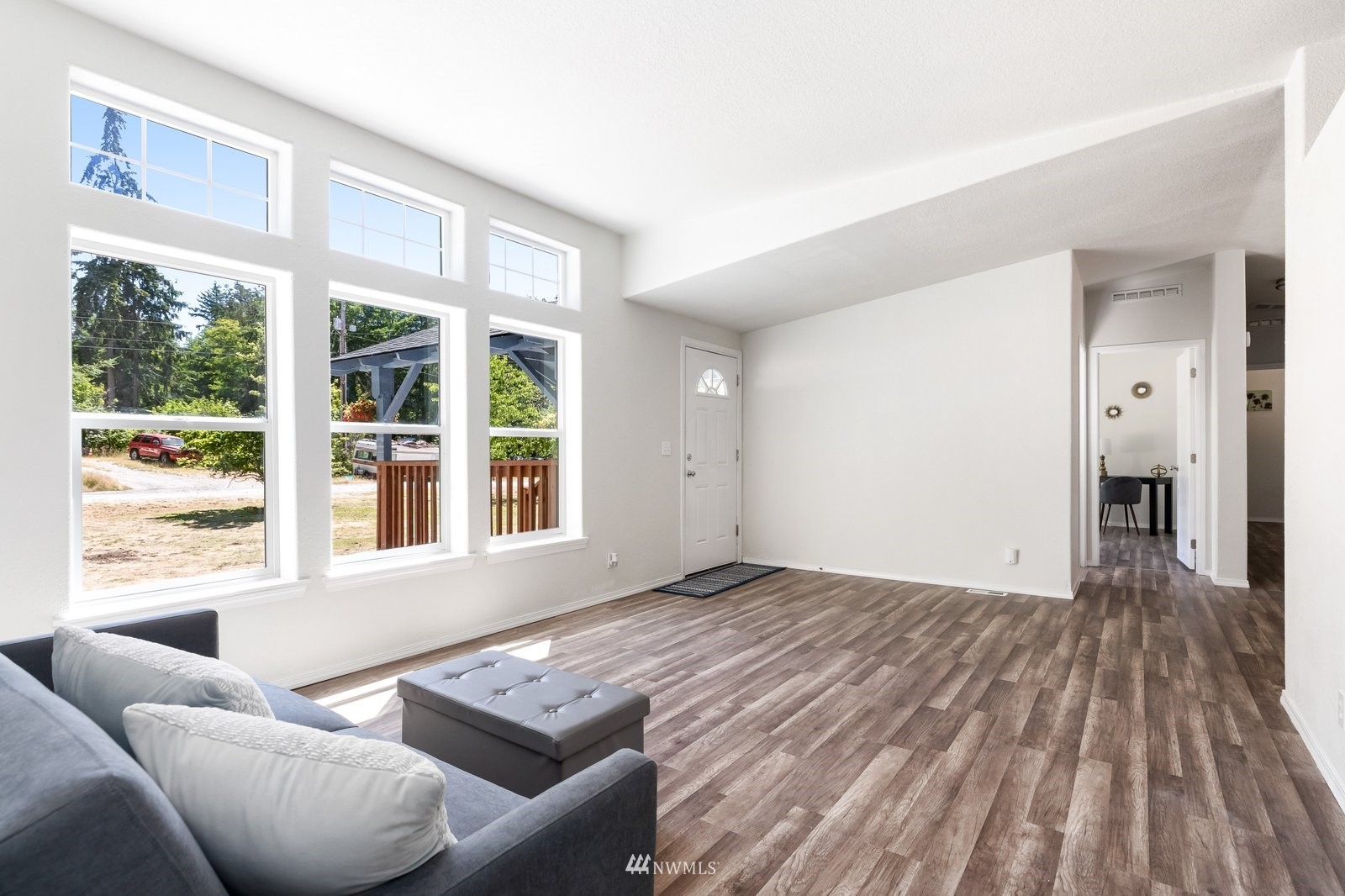4429 Lyon Road Oak Harbor, WA 98277 - Photo 4 of 25 Gallery Image 4