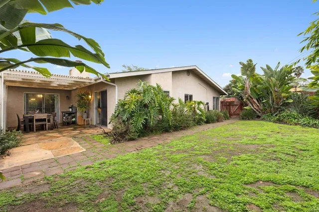 $749,000 | 855 Rosemary Lane, Vista, CA 92081