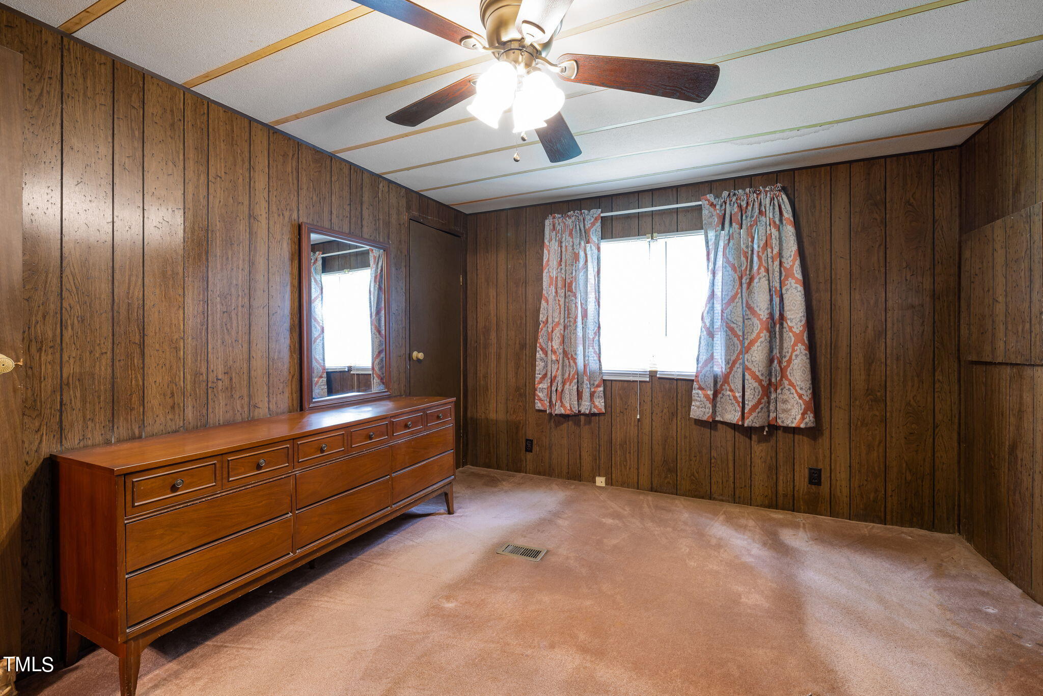 4716 Edwards Lane Raleigh, NC 27606 - Photo 28 of 37 Edwards Lane
