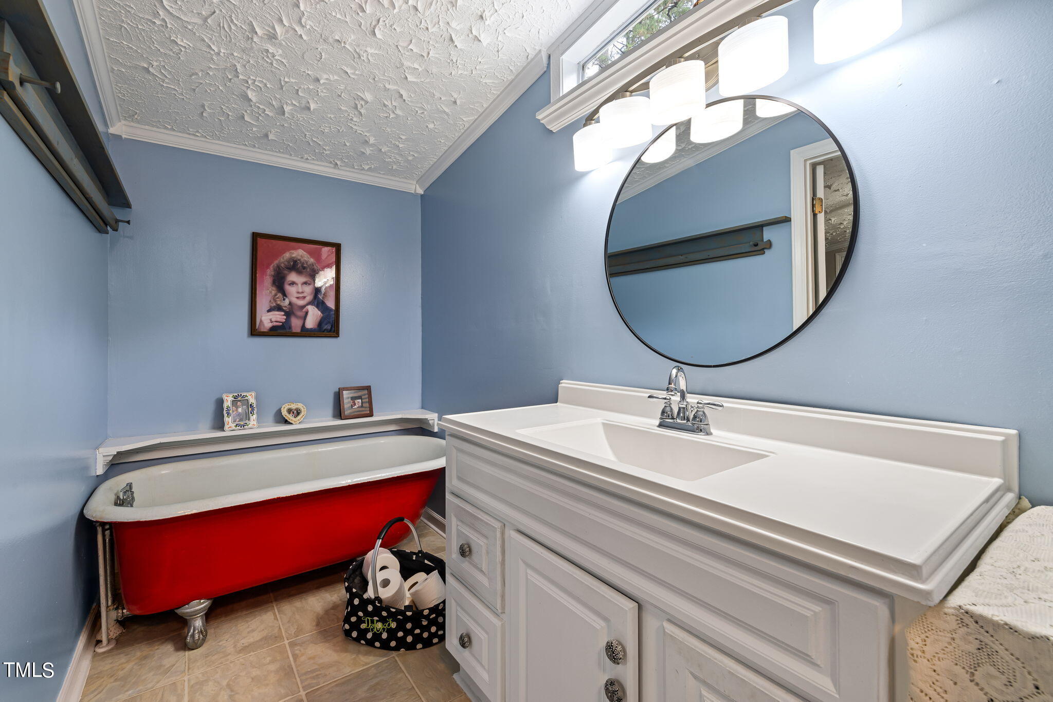 4716 Edwards Lane Raleigh, NC 27606 - Photo 10 of 37 Edwards Lane