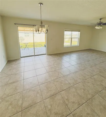 $2,300 | 1556 Venice Lane, Davenport, FL 33896