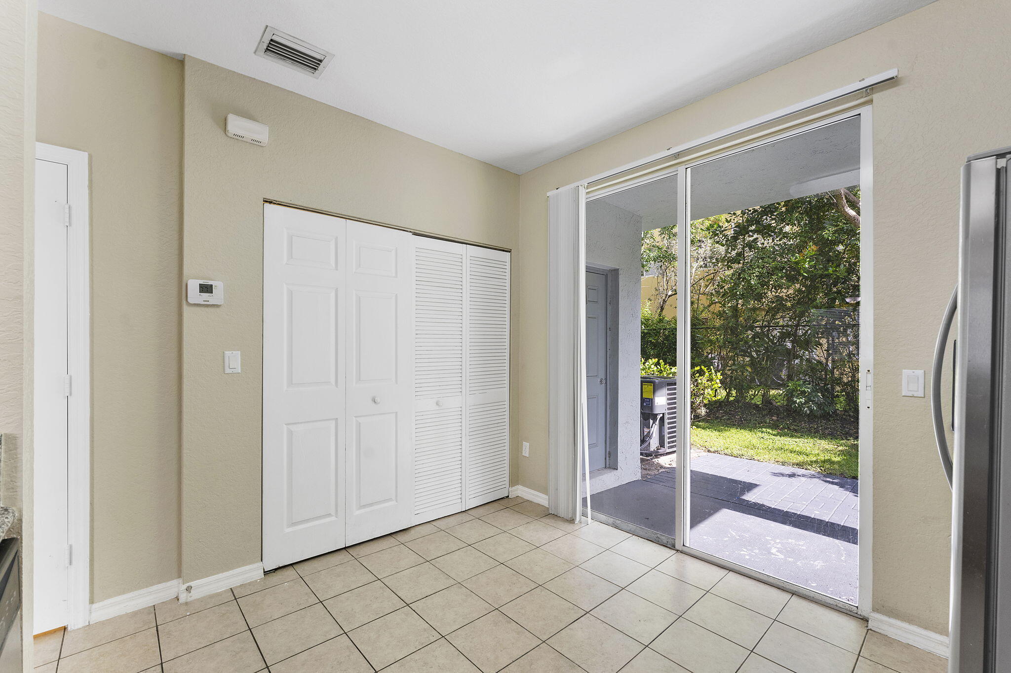 1955 Hibiscus Lane Riviera Beach, FL 33404 - Photo 11 of 30 Washer Dryer with Door