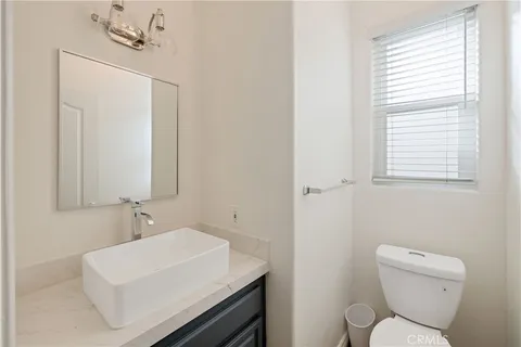 $1,649,000 | 1707 Marshallfield Lane, Unit B, Redondo Beach, CA 90278