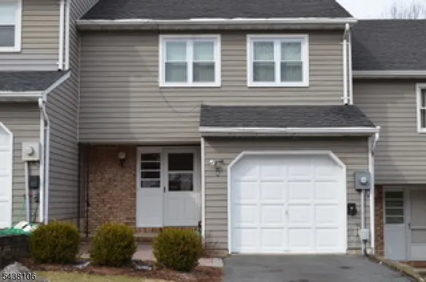 $3,600 | 8 Stockton Court, Morris Plains, NJ 07950