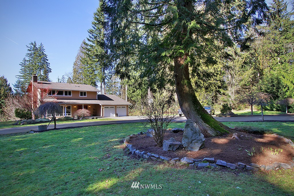 14909 Tiger Mountain Road Southeast Issaquah, WA 98027 - Photo 2 of 23 Gallery Image 2