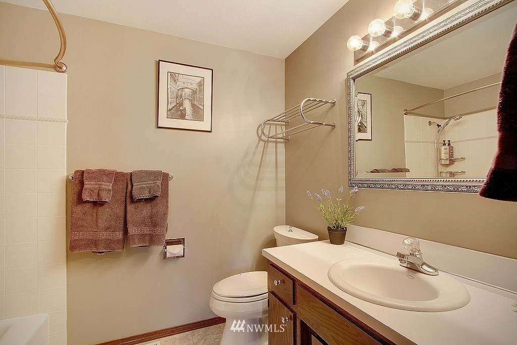 14909 Tiger Mountain Road Southeast Issaquah, WA 98027 - Photo 16 of 23 Gallery Image 16