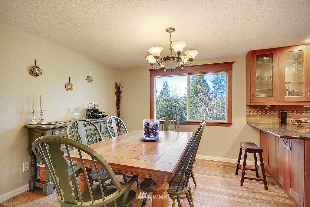 14909 Tiger Mountain Road Southeast Issaquah, WA 98027 - Photo 6 of 23 Gallery Image 6