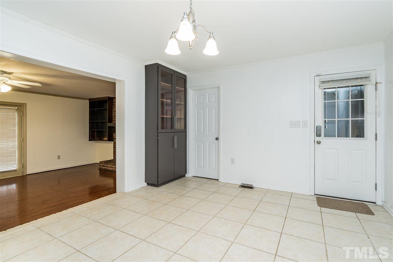 3901 Wester Road Raleigh, NC 27604 - Photo 9 of 24