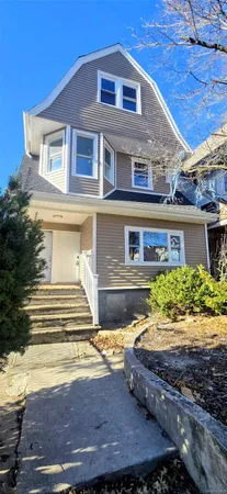 $2,750 | 452 South 1st Avenue, Unit 2, Mount Vernon, NY 10550
