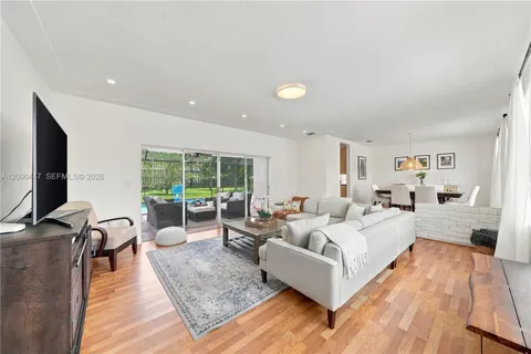$1,699,000 | 7420 Southwest 130th Street, Pinecrest, FL 33156