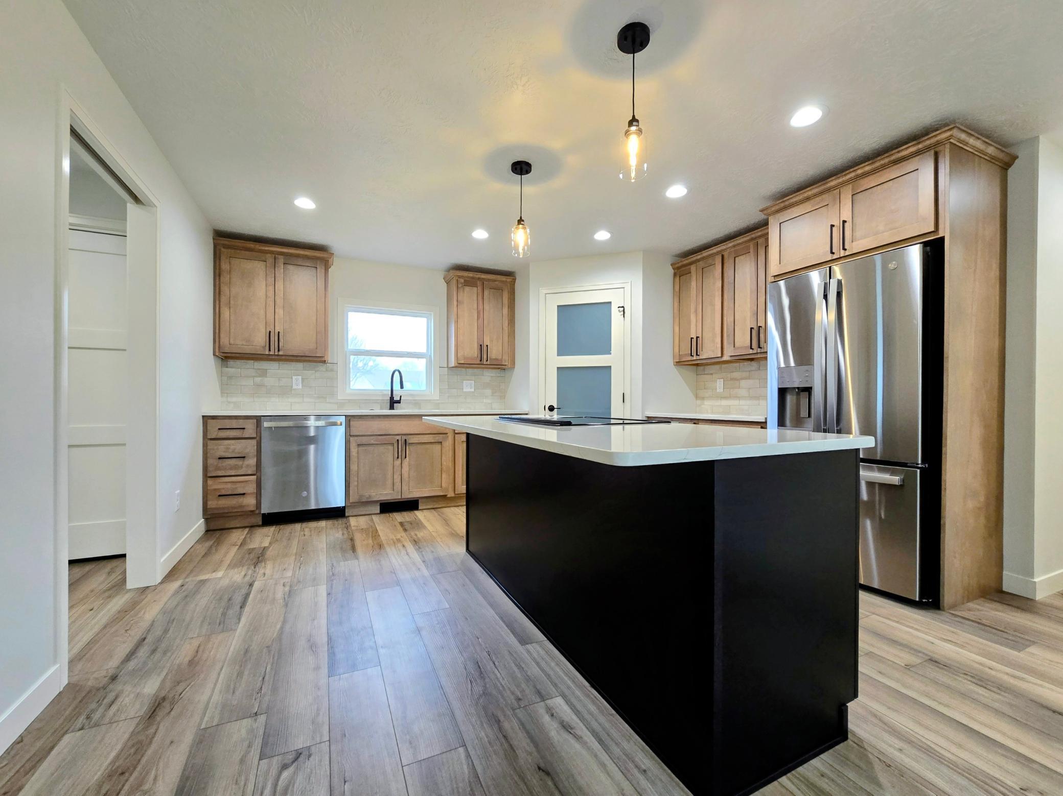 406 8th Avenue Southwest Pipestone, MN 56164 - Photo 14 of 61