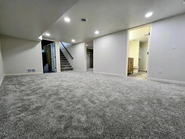 $375,000 | 406 8th Avenue Southwest, Pipestone, MN 56164