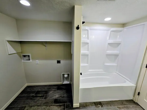 $375,000 | 406 8th Avenue Southwest, Pipestone, MN 56164