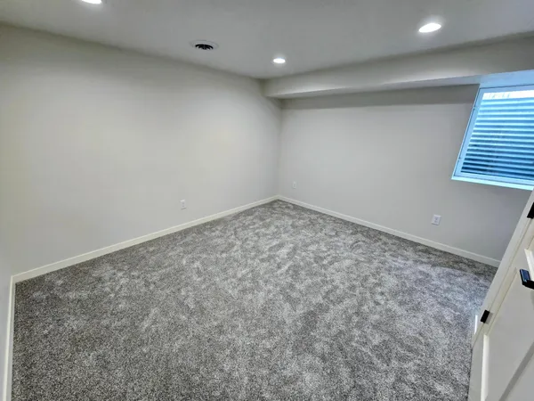 $375,000 | 406 8th Avenue Southwest, Pipestone, MN 56164