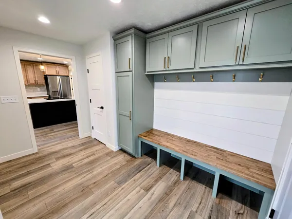 $375,000 | 406 8th Avenue Southwest, Pipestone, MN 56164