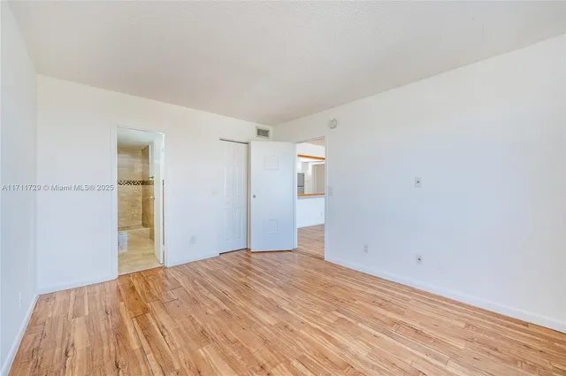 $1,900 | 13499 Biscayne Boulevard, Unit 807, North Miami, FL 33181