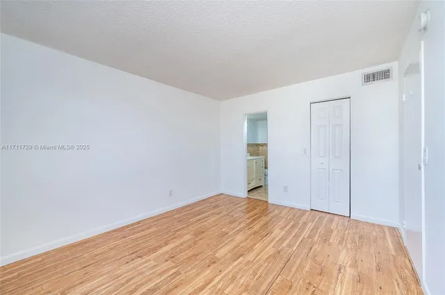 $1,900 | 13499 Biscayne Boulevard, Unit 807, North Miami, FL 33181