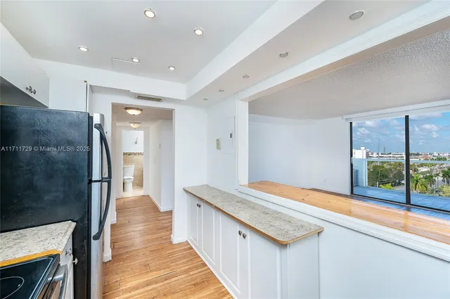 $1,900 | 13499 Biscayne Boulevard, Unit 807, North Miami, FL 33181