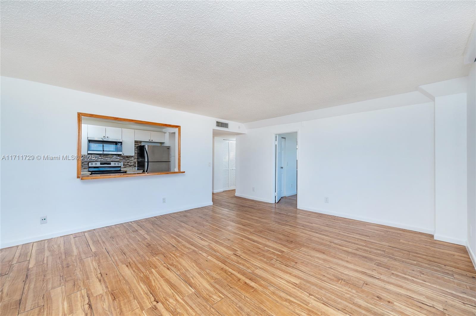 13499 Biscayne Boulevard, Unit 807 North Miami, FL 33181 - Photo 24 of 29