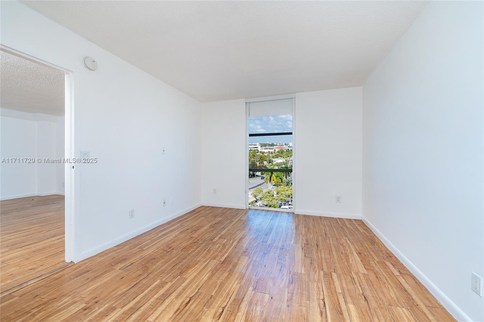 13499 Biscayne Boulevard, Unit 807 North Miami, FL 33181 - Photo 9 of 29