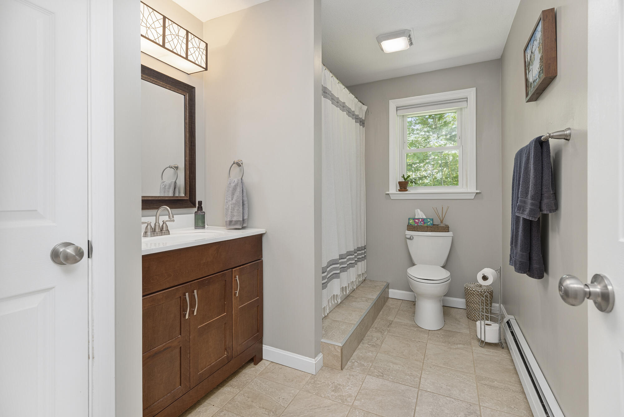 211 Broadturn Road Scarborough, ME 04074 - Photo 10 of 33 211 Broadturn_W5_09