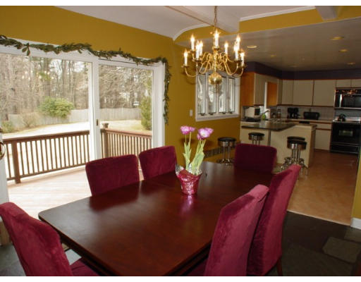 21 Pinecrest Road Andover, MA 01810 - Photo 5 of 12 Gallery Image 5