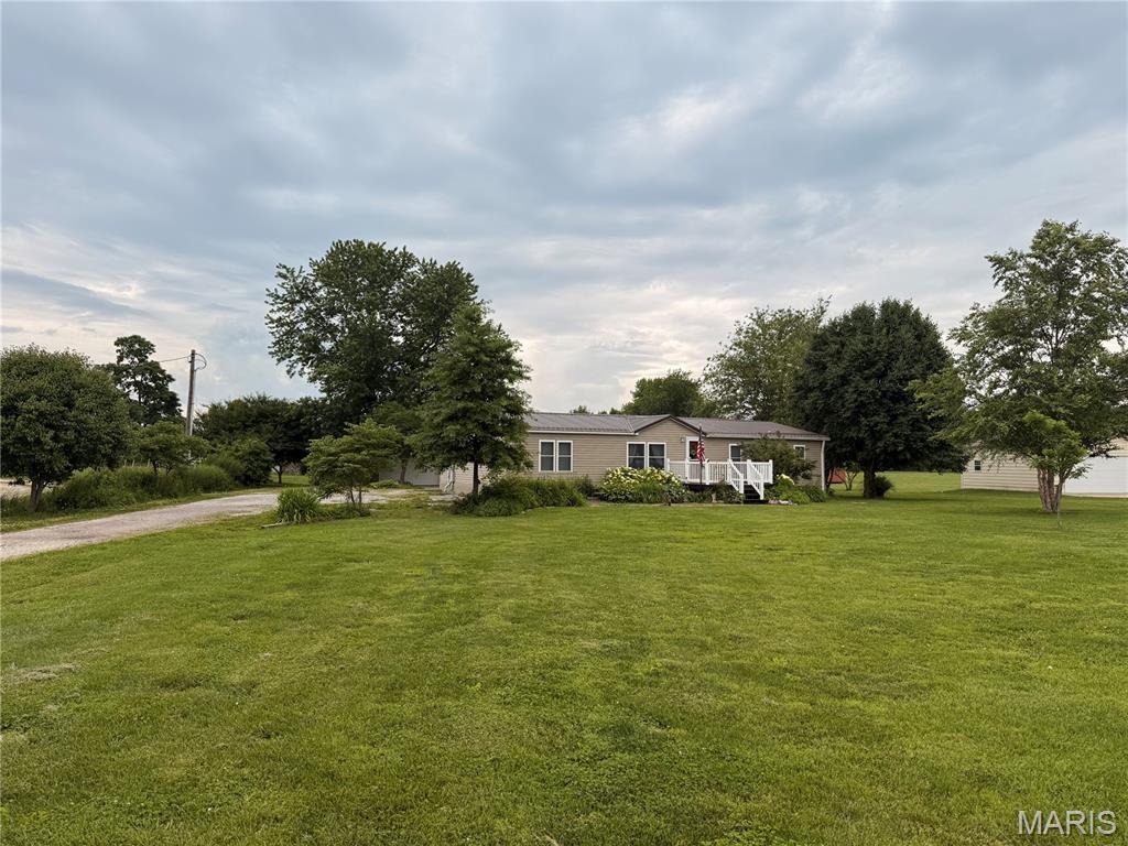 16528 Conrad Road Brighton, IL 62012 - Photo 11 of 32 Gallery Image 11