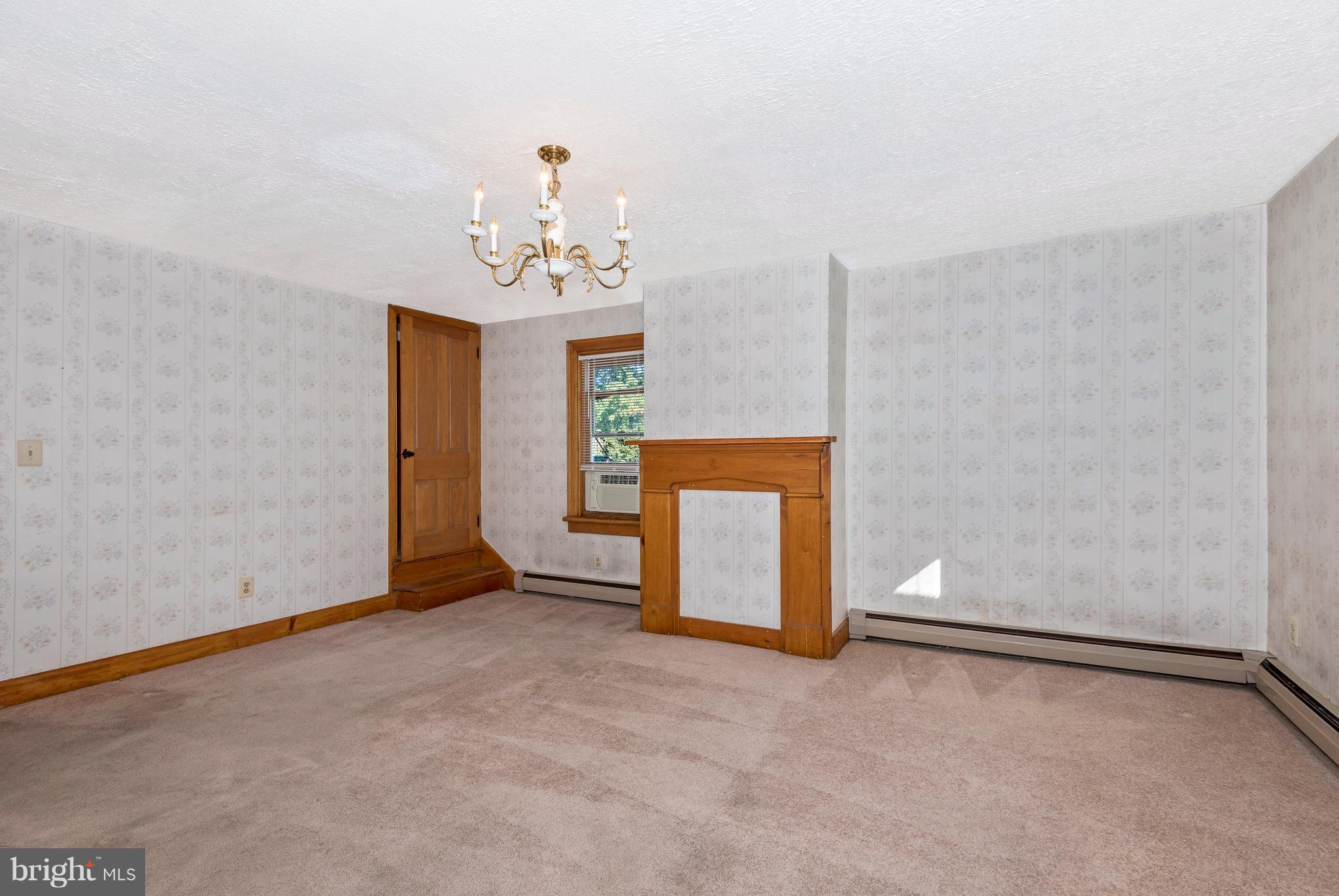9546 Liberty Road Frederick, MD 21701 - Photo 16 of 29 Dining Room
