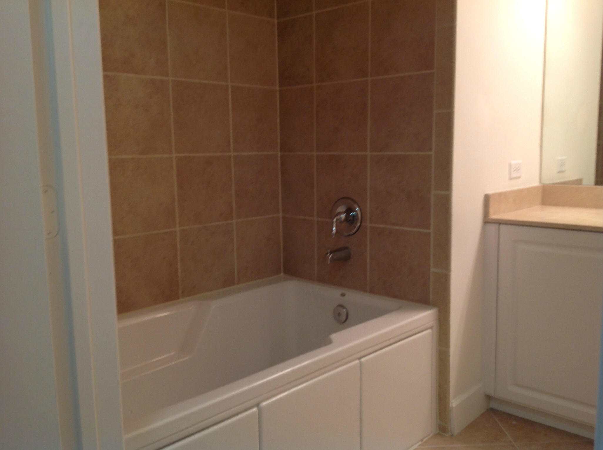 4214 Renaissance Way, Unit 214 Boynton Beach, FL 33426 - Photo 14 of 19 Bathroom